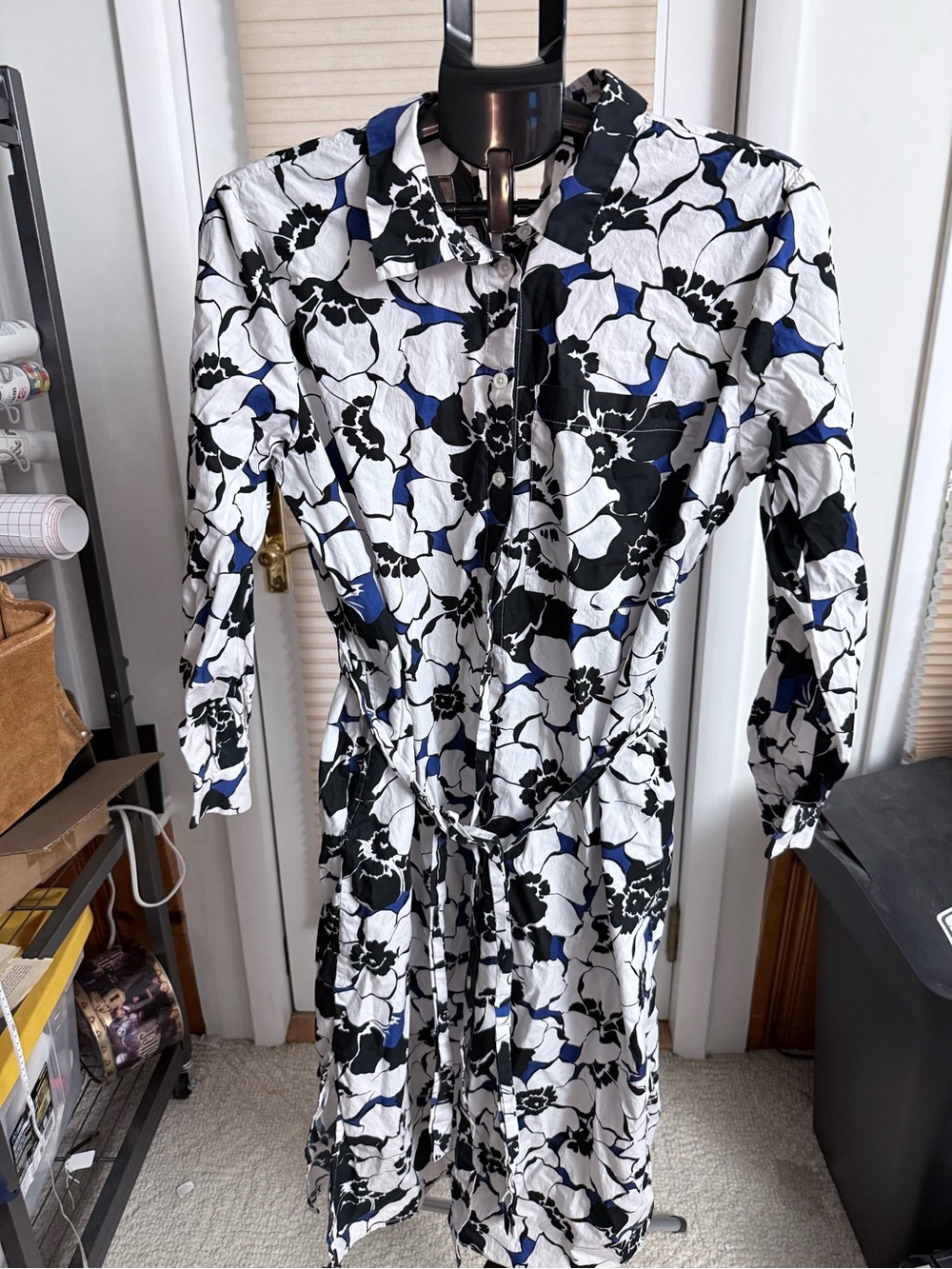 Who What Wear Long-Sleeve Floral Shirt Dress in Black, White & Blue pockets